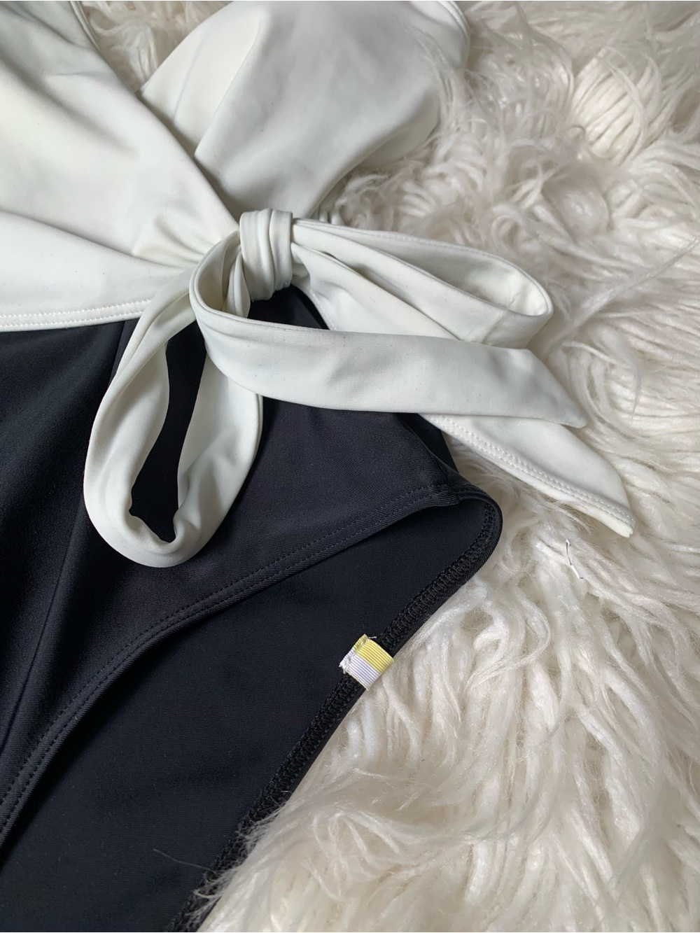 Summersalt The Perfect Wrap One Piece Swimsuit Black White Size 6 - Picture 2 of 7